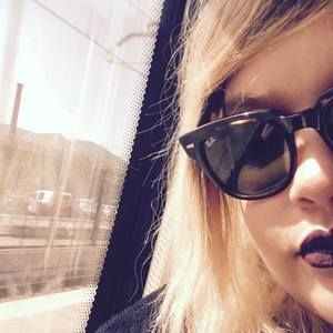 Meet your Posher, Leah